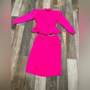 SOPHISTICATES by Jonathan Martin Barbie Pink Leopard Silk Top & Skirt Sz 10